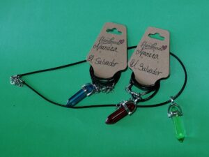 Collar con Dije de Cristal