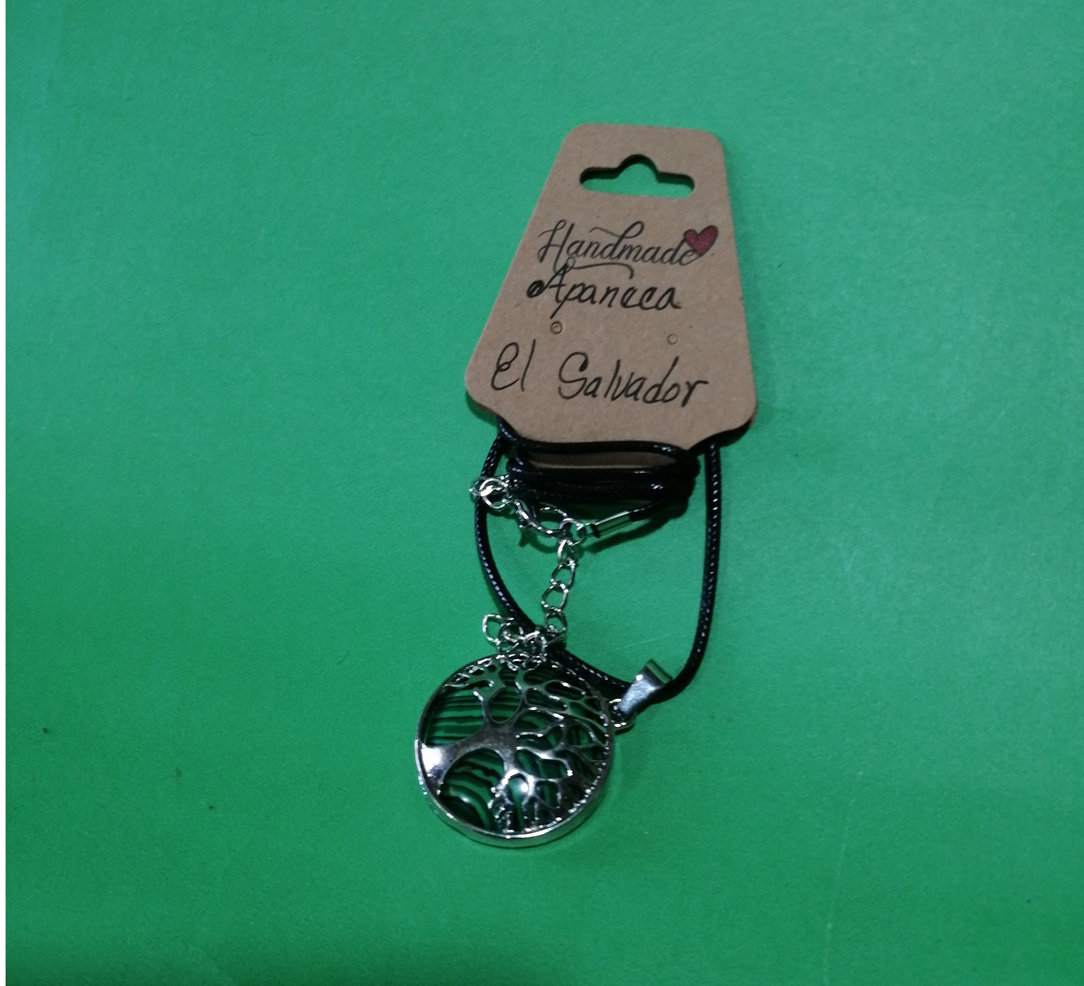 Collar con Dije redondo - Imagen 2